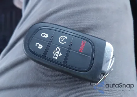 2016 Ram 1500 Rebel z USA, uszkodzony, nr VIN 1C6RR7YT0GS296843